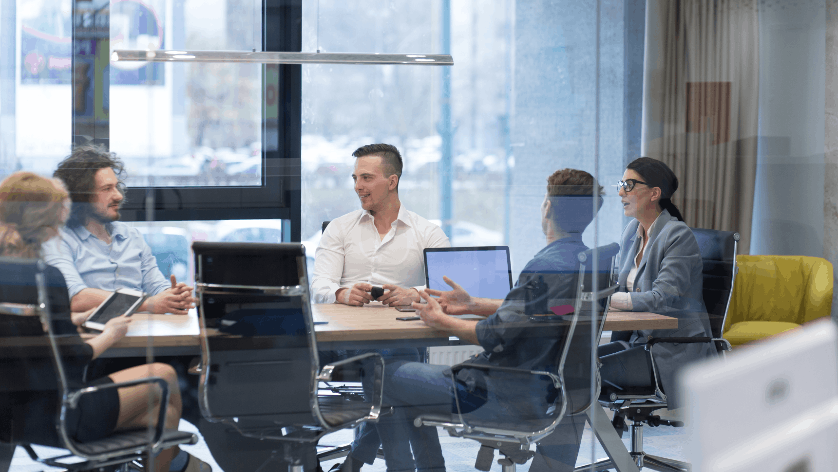 Competitive Advantage in an AI-Driven Market